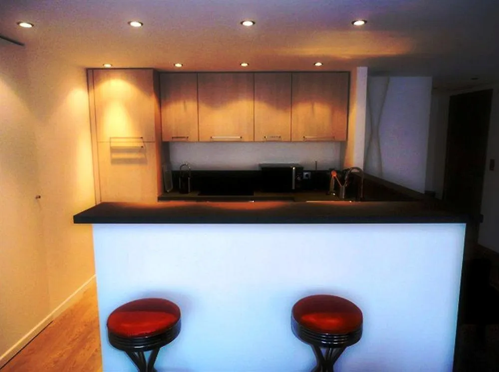Arthur Properties Rue d'Antibes Cannes Frankreich