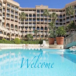  Apartment Front Beach Pools